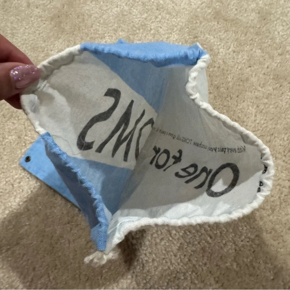 TOMS Blue and White dust bag